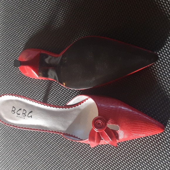 Shoes - Picture 3 of 4